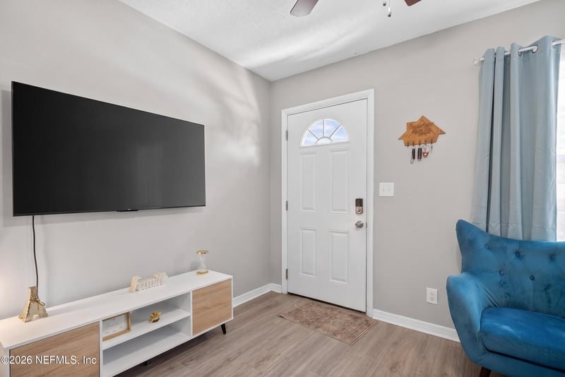 341 Parkwood Dr, Orange Park, FL 32073