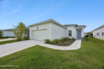 343 Juniper Hills Dr, St Johns, FL 32259
