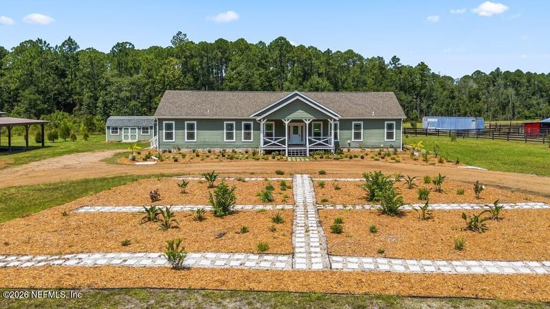 34317 Welch Rd, Callahan, FL 32011