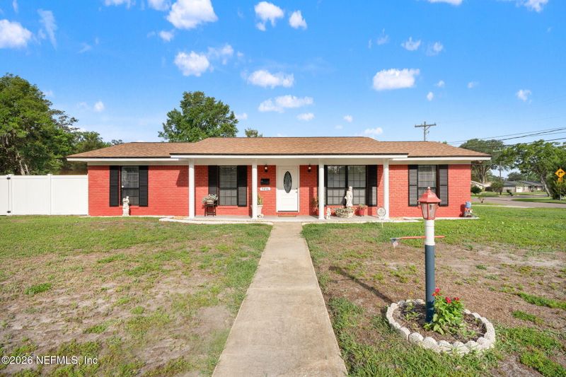 3436 Prather Dr, Jacksonville, FL 32216