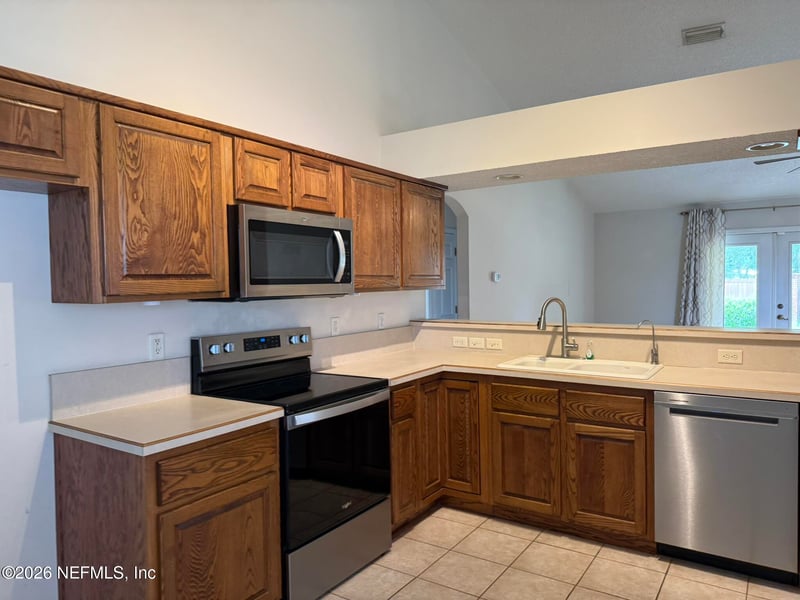 3440 Shelley Dr, Green Cove Springs, FL 32043