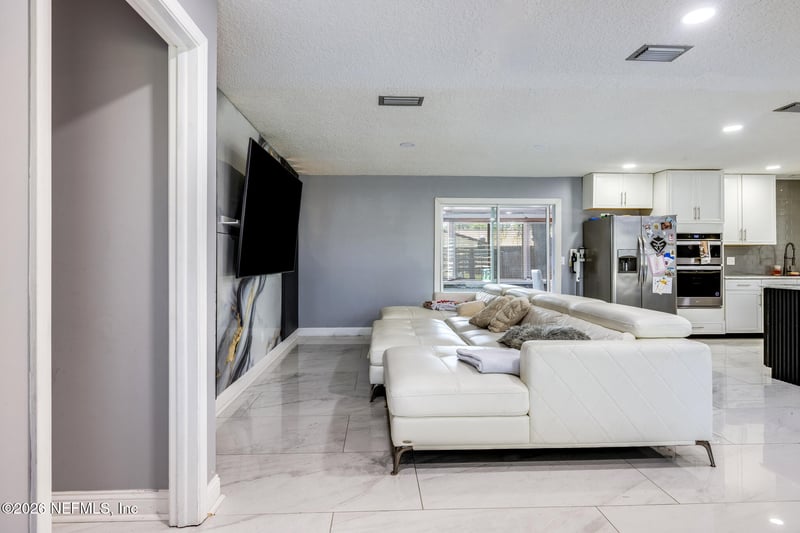 3441 Red Oak Cir E, Orange Park, FL 32073