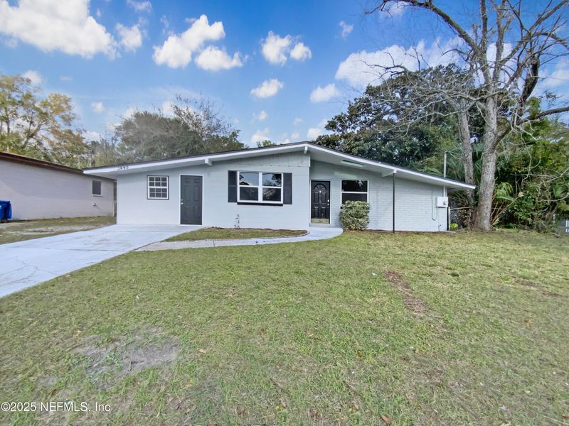 3445 Tarpon Dr, Jacksonville, FL 32277