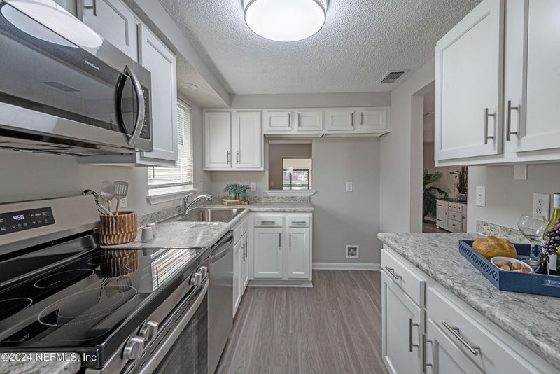 3449 Scrimshaw Dr, Jacksonville, FL 32257
