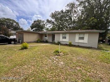 3455 Thornhill Dr, Jacksonville, FL 32277