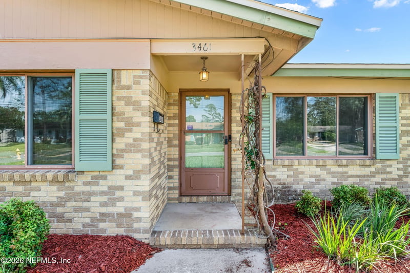 3461 Lenczyk Dr W, Jacksonville, FL 32277