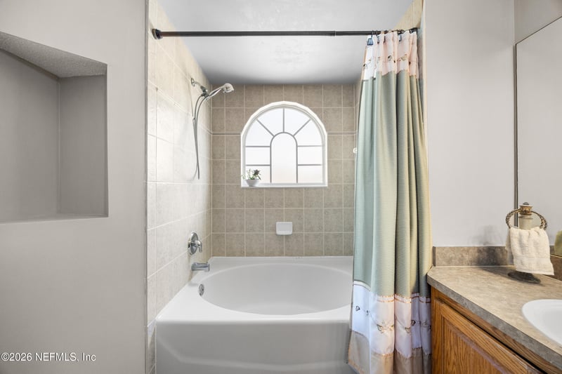 3468 Shelley Dr, Green Cove Springs, FL 32043