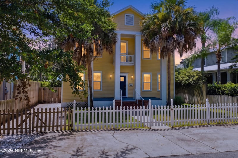 348 Charlotte St, St Augustine, FL 32084
