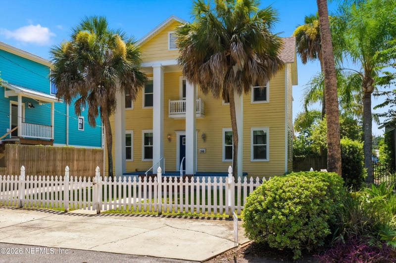 348 Charlotte St, St Augustine, FL 32084