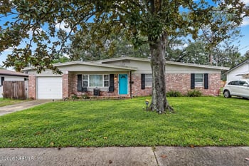3483 Thornhill Dr, Jacksonville, FL 32277