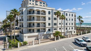 349 1st St S #301, Jacksonville Beach, FL 32250
