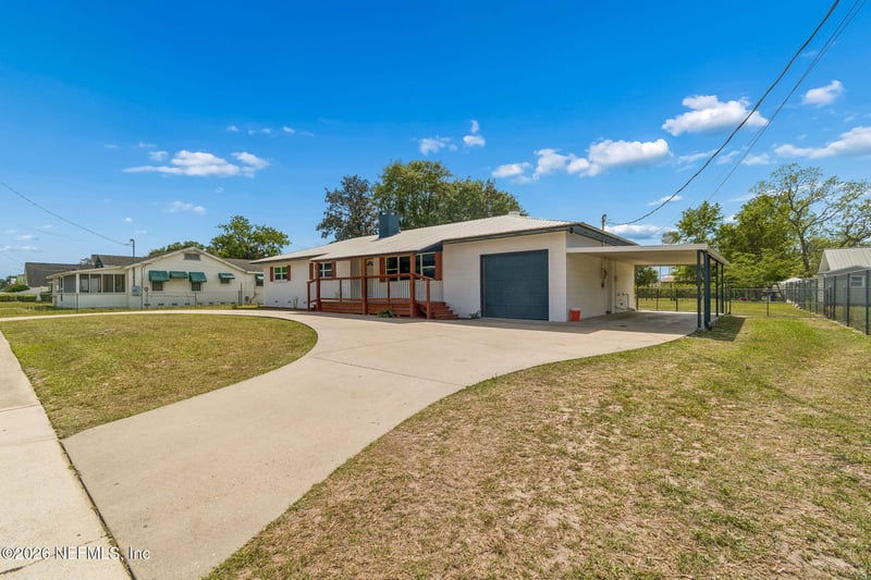 350 N 6th St, Macclenny, FL 32063