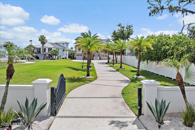 350 N Roscoe Blvd, Ponte Vedra Beach, FL 32082