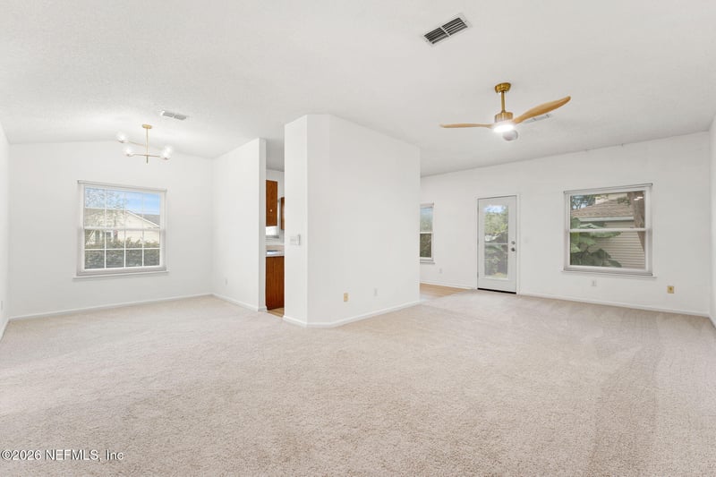 350 Silent Brook Trl, Jacksonville, FL 32225