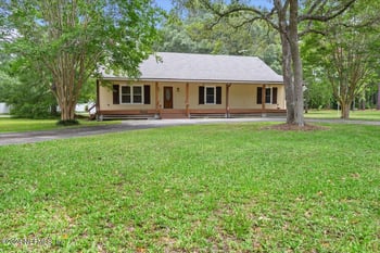 35020 Karen Rd, Callahan, FL 32011