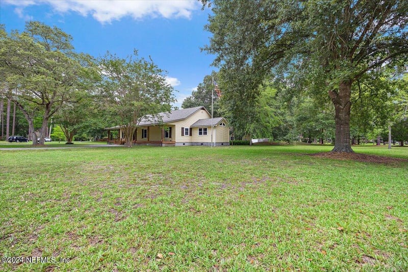 35020 Karen Rd, Callahan, FL 32011