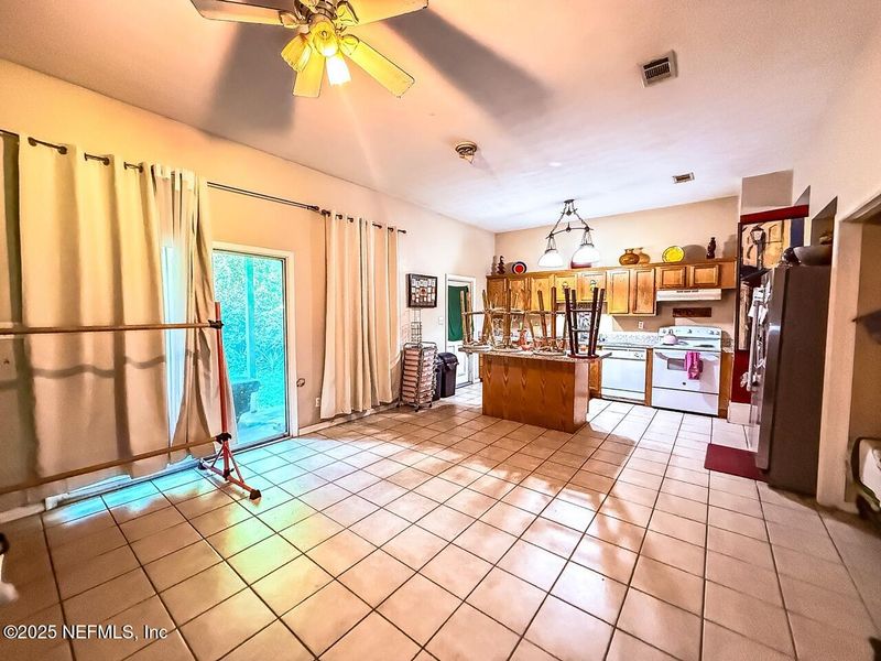 3506 Hickorynut St, Jacksonville, FL 32208