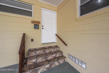 3509 Rogero Rd, Jacksonville, FL 32277
