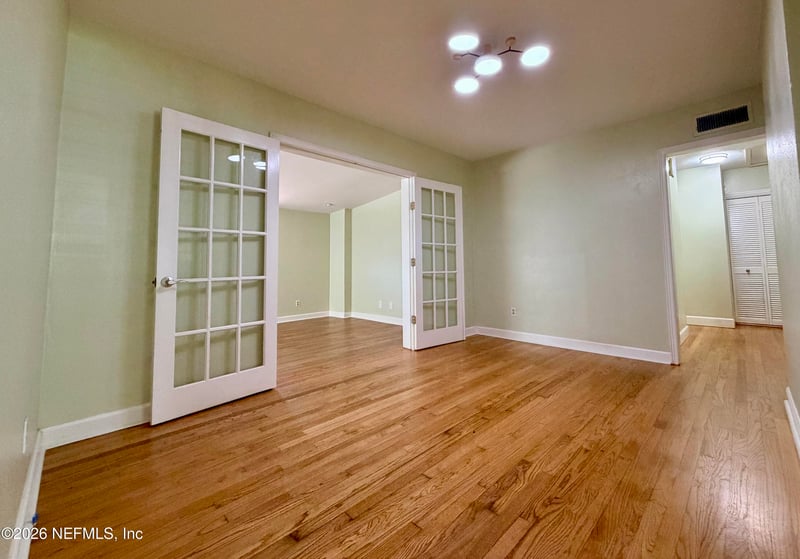 351 University Blvd N, Jacksonville, FL 32211