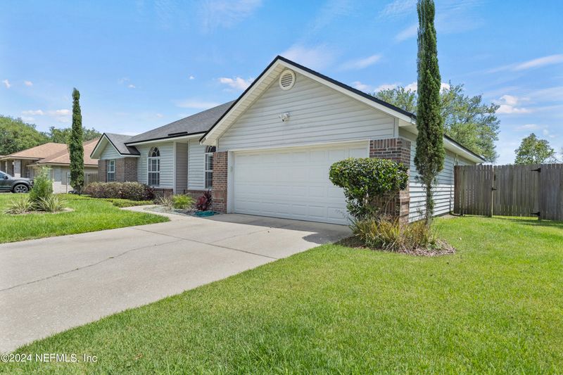 3515 Barrel Springs Dr, Orange Park, FL 32073