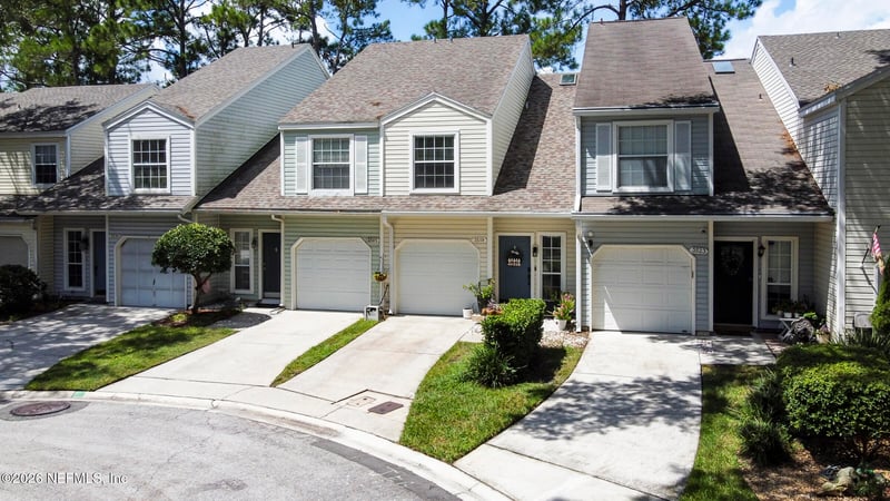 3519 Woodwards Cove Ct, Jacksonville, FL 32223