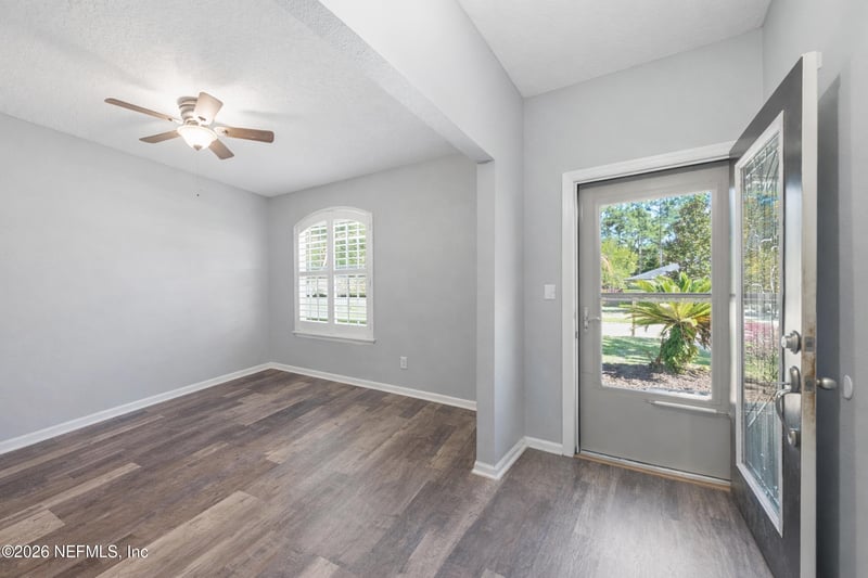 352 W New England Dr, Elkton, FL 32033