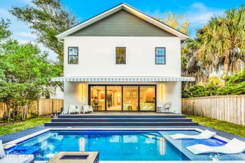 354 11th St, Atlantic Beach, FL 32233
