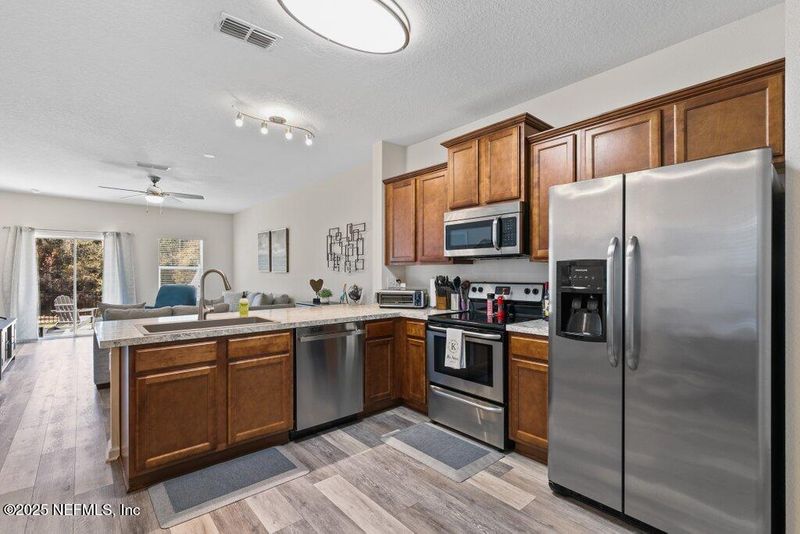 354 Servia Dr, St Johns, FL 32259