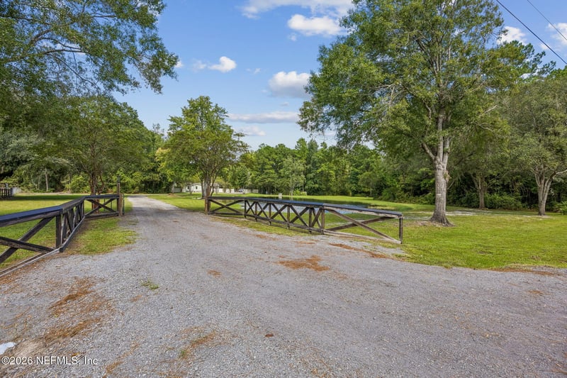 35487 Quail Rd N, Callahan, FL 32011