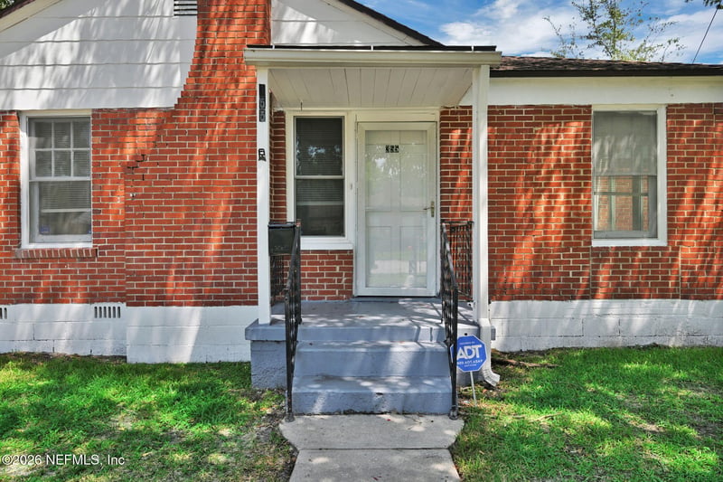 355 E 45th St, Jacksonville, FL 32208