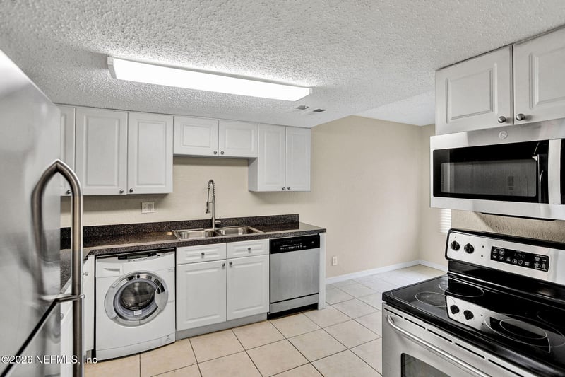 355 Monument Rd #12 A1, Jacksonville, FL 32225