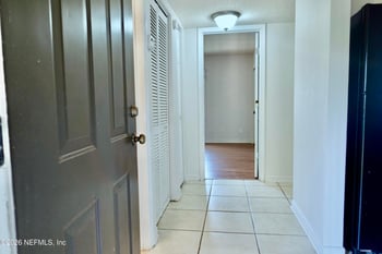 355 Monument Rd #20 D2, Jacksonville, FL 32225