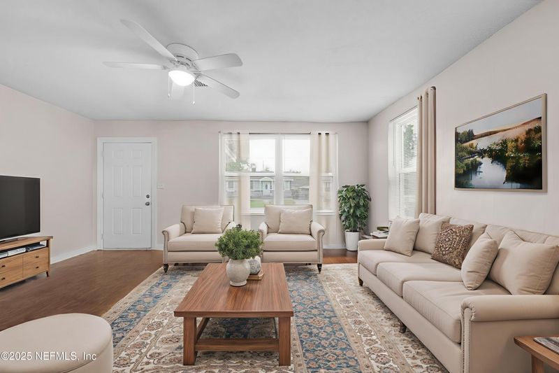 355 W 63rd St, Jacksonville, FL 32208