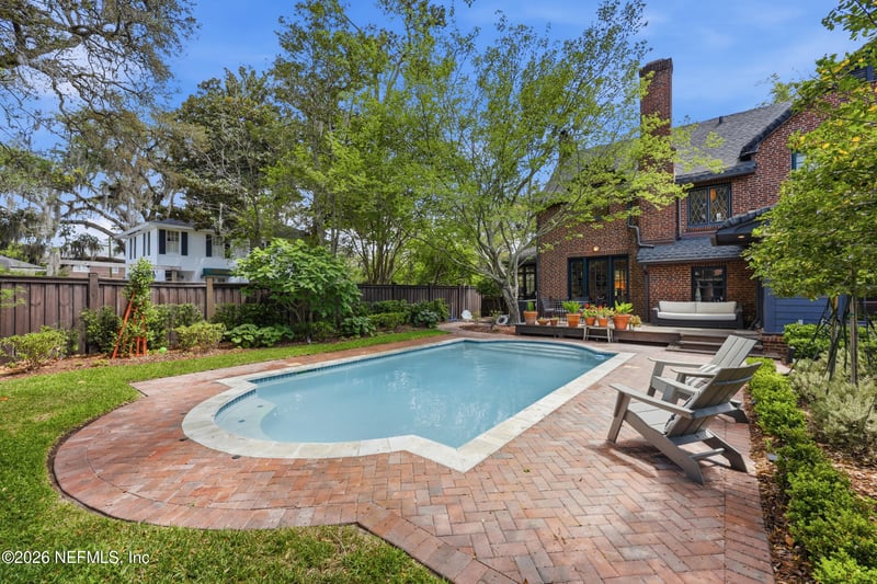 3557 Pine St, Jacksonville, FL 32205