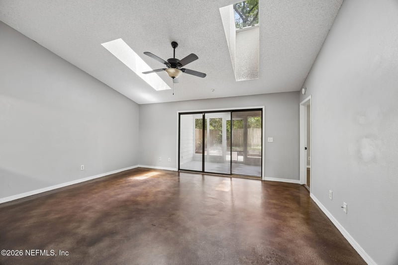 3561 Villa Pl, Jacksonville, FL 32277