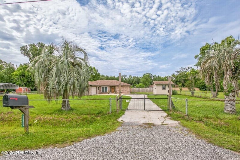 35742 Quail Rd, Callahan, FL 32011