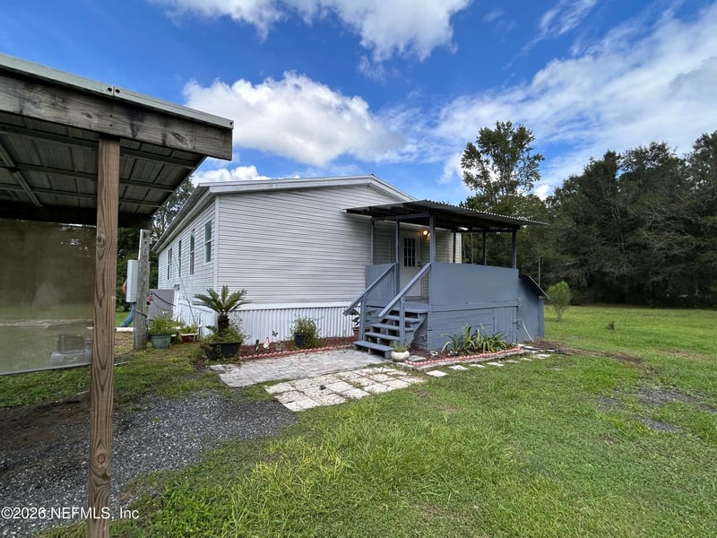 3583 NW 216th St, Lawtey, FL 32058