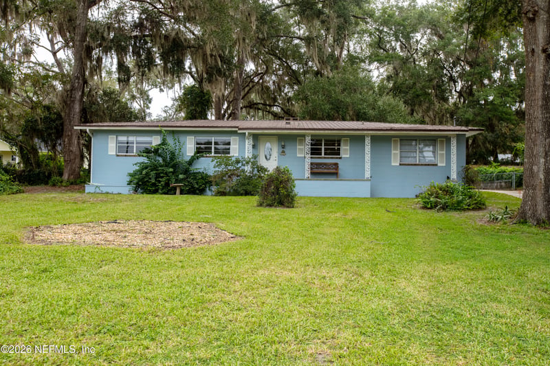 359 SE 4th Ave, Melrose, FL 32666