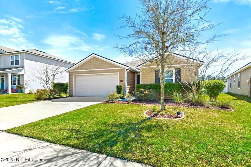3590 Shiner Dr, Jacksonville, FL 32226