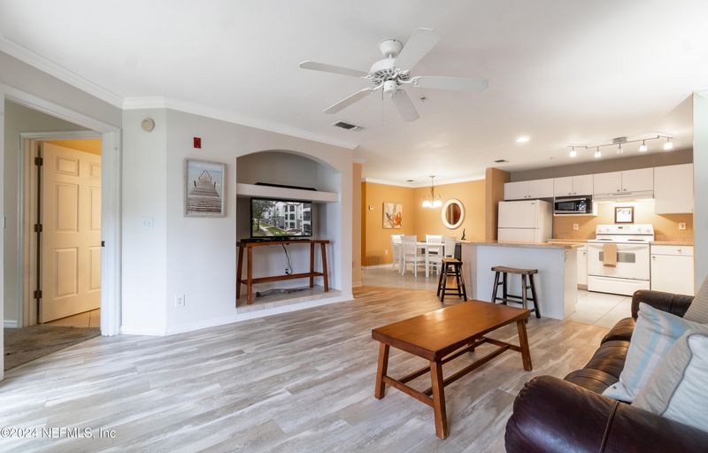 3591 Kernan Blvd S #319, Jacksonville, FL 32224