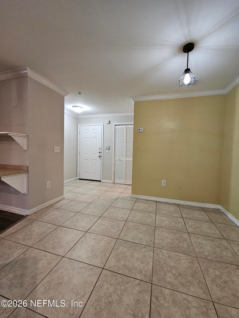 3591 Kernan Blvd S #323, Jacksonville, FL 33224