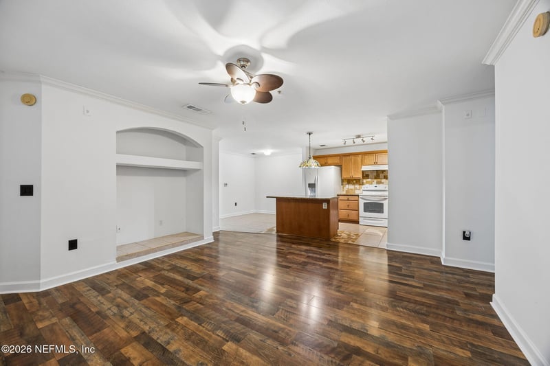 3591 Kernan Blvd S #403, Jacksonville, FL 32224