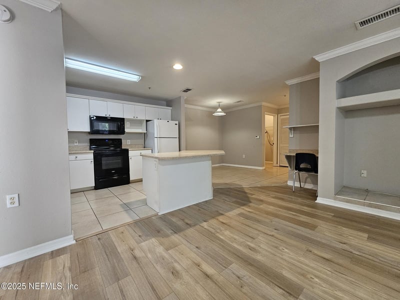 3591 Kernan Blvd S #705, Jacksonville, FL 32224