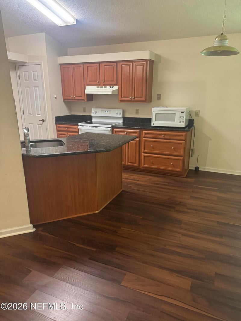 3611 Carol Ann Ln, Jacksonville, FL 32223