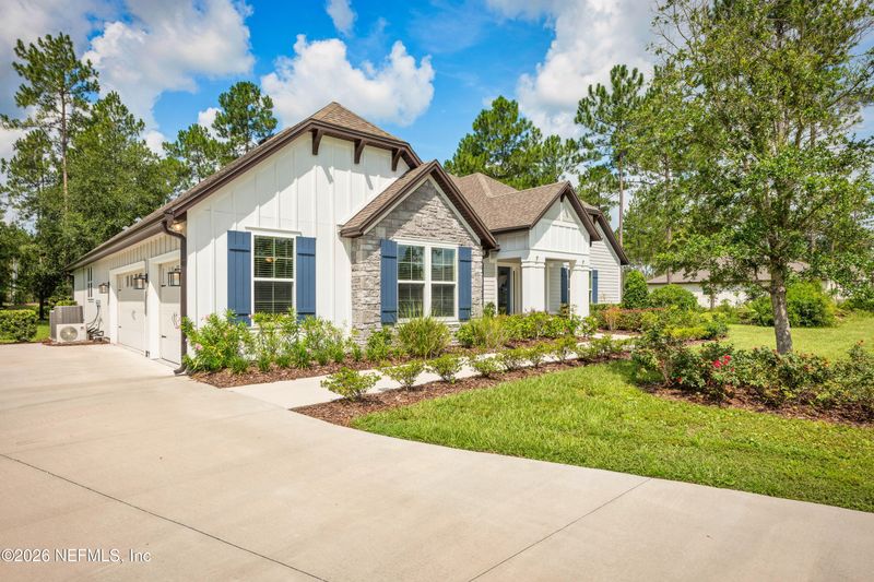 36175 Pitch Ln, Hilliard, FL 32046