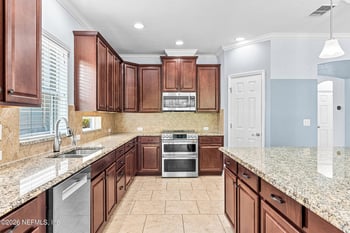 3619 Crossview Dr, Jacksonville, FL 32224