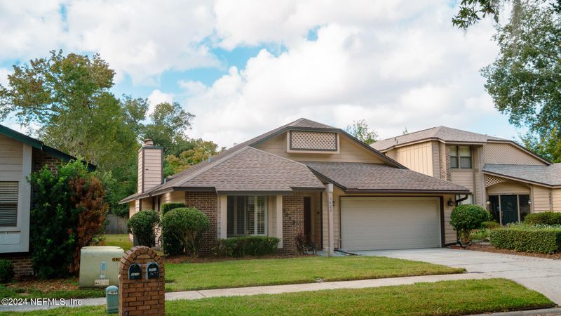 3622 Marsh Creek Dr, Jacksonville, FL 32277