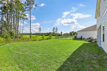 3630 Americana Dr, Green Cove Springs, FL 32043