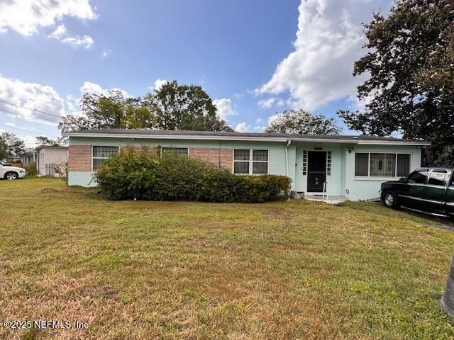 3630 Copper Cir E, Jacksonville, FL 32207