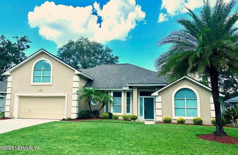 364 Maplewood Dr, St Johns, FL 32259